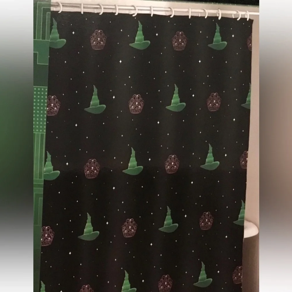 Wicked Glinda And Elphaba Crown Witch Hat Fabric Shower Curtain 72”x72” NEW